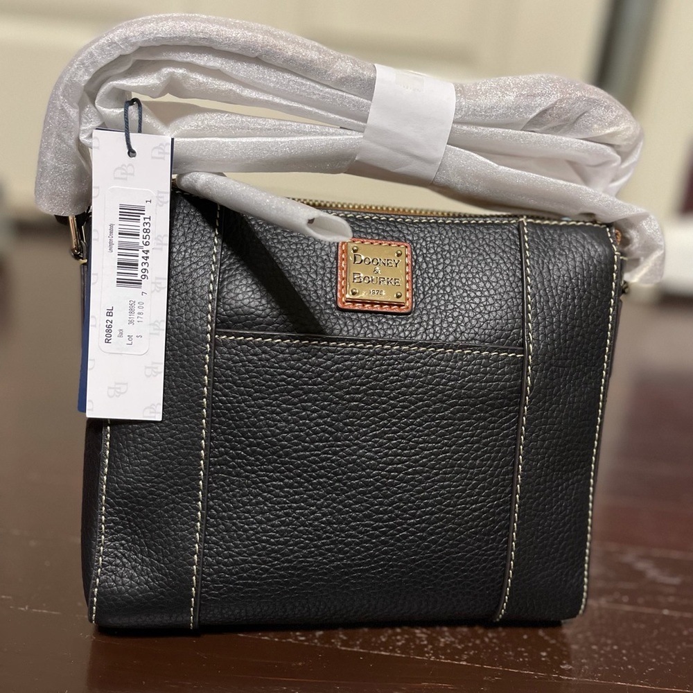 Dooney & Bourke